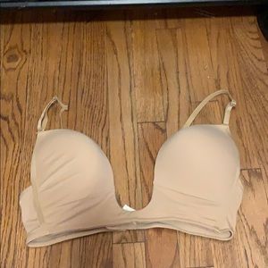 V shaped bra
